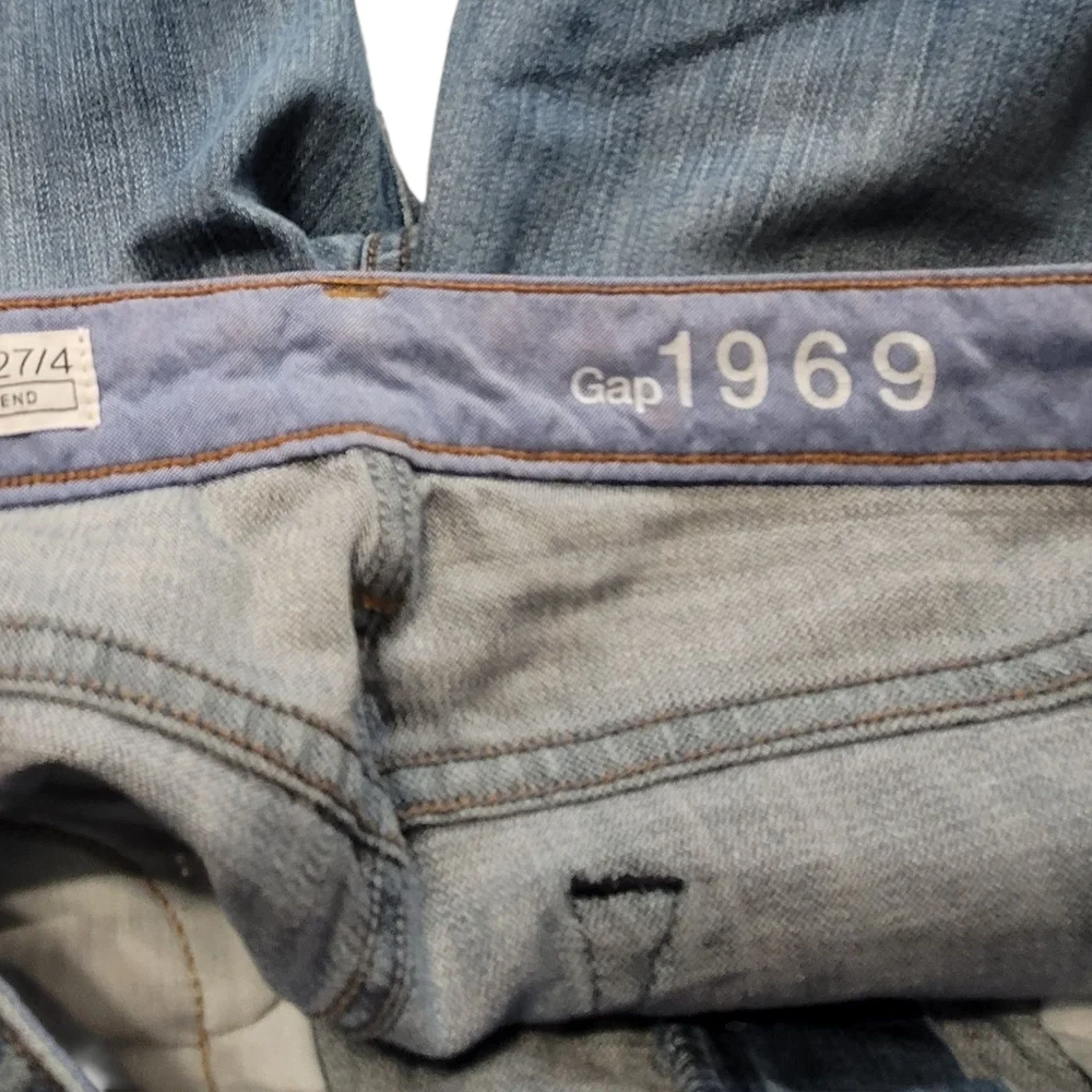 GAP - 27"W X 32"L Blue Straight Leg Jeans Classic Denim - Picture 4 of 8